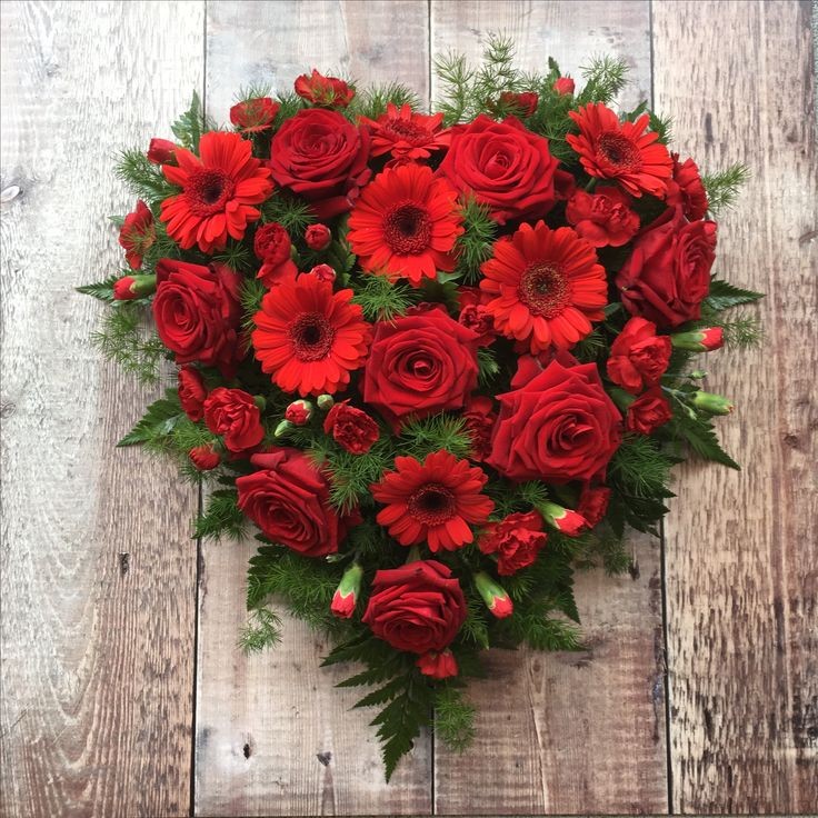 Funeral Flowers Red Closed Compact Heart From £65